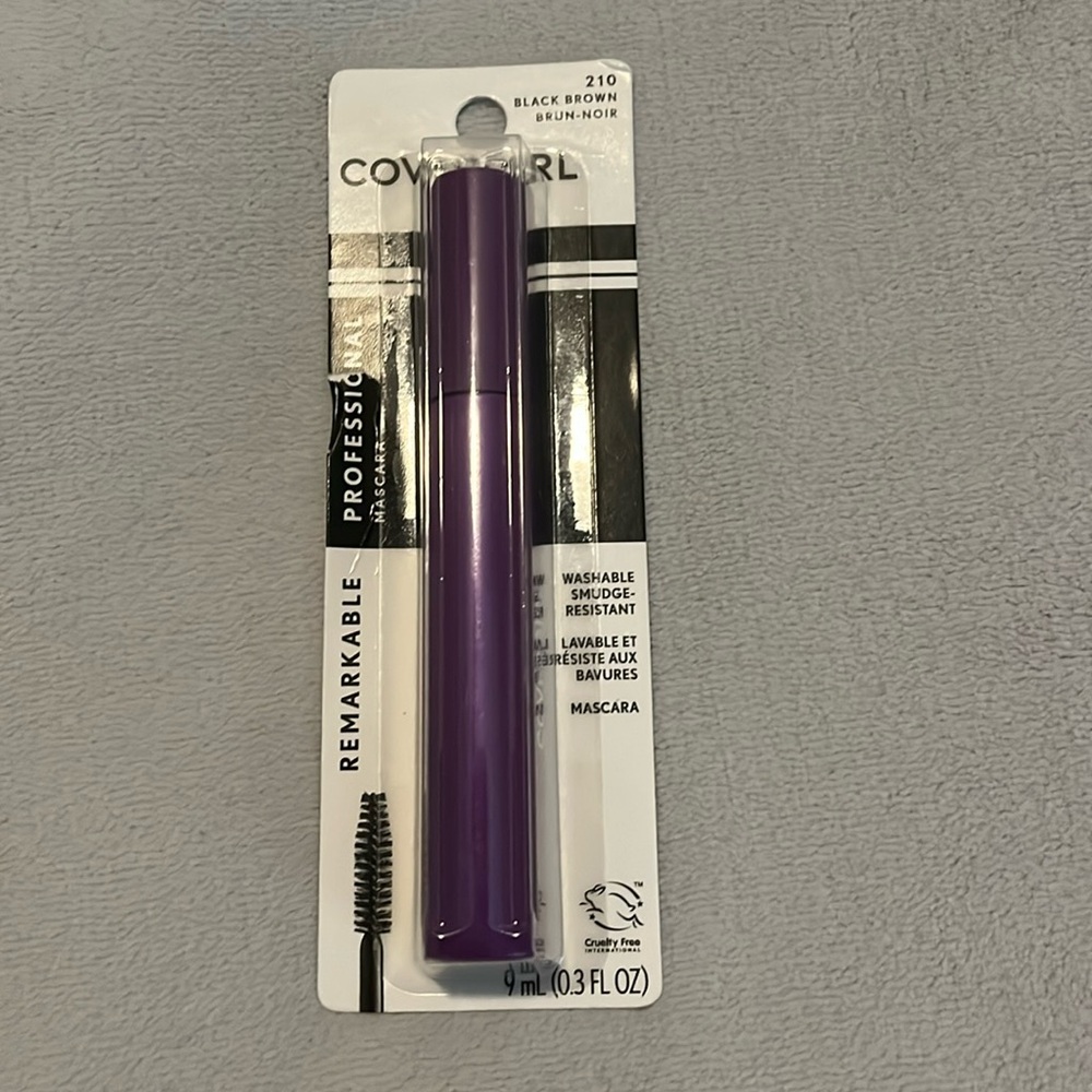NWT Covergirl Professional Mascara 210 Black Brown